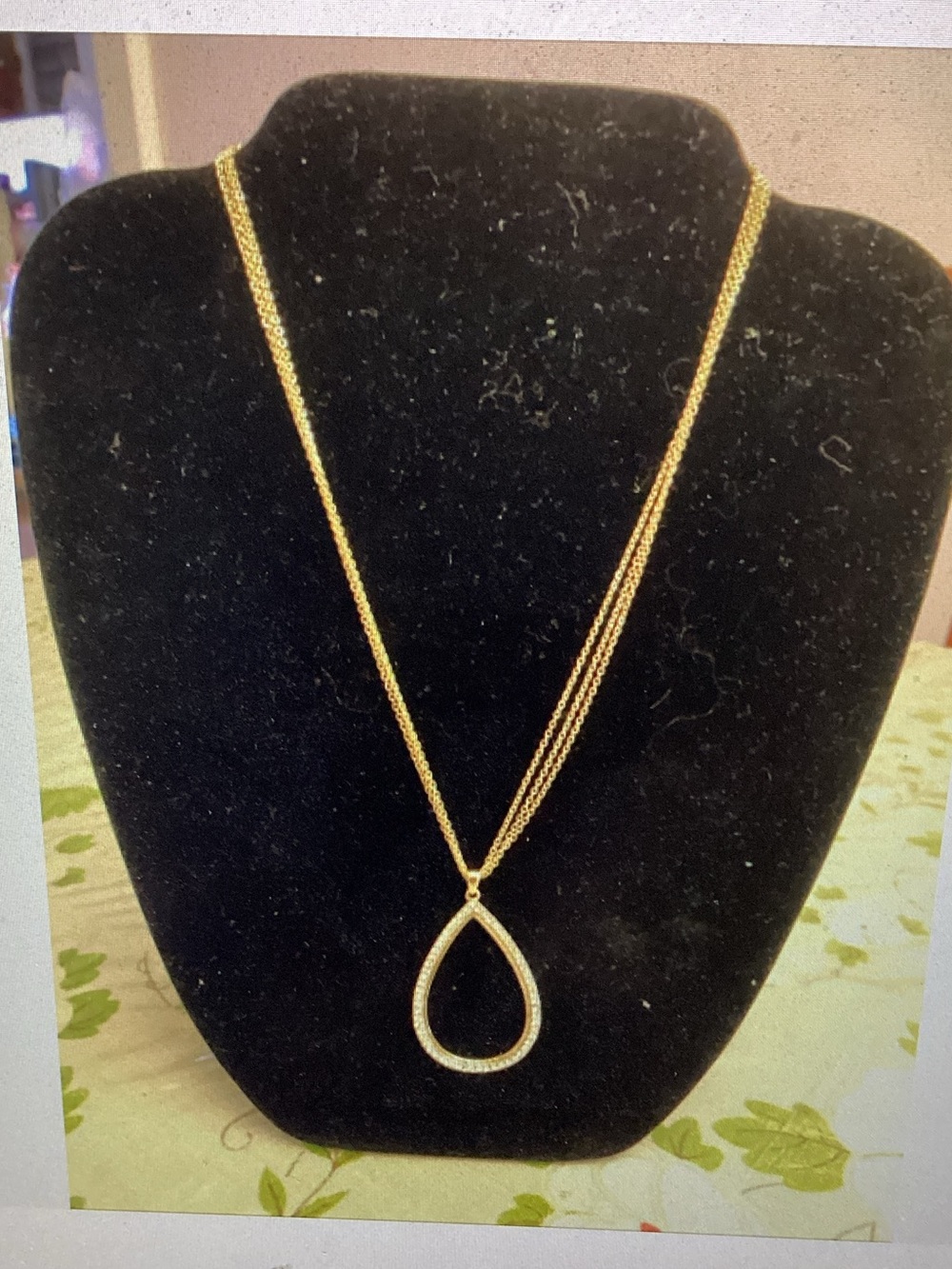Bold Elements Elegant Gold/Crystal Teardrop Pendant Necklace -